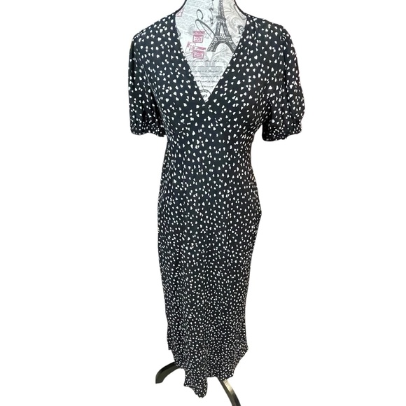 a new day Dresses & Skirts - a new day Black and White heart pattern Midi Dress